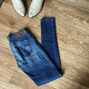 Levi’s skinny legging jean denim jeggings size 28 medium wash